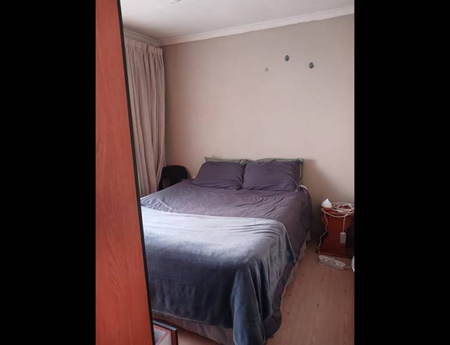 2 BEDROOM HOUSE FOR SALE IN SEBOKENG ZONE 17